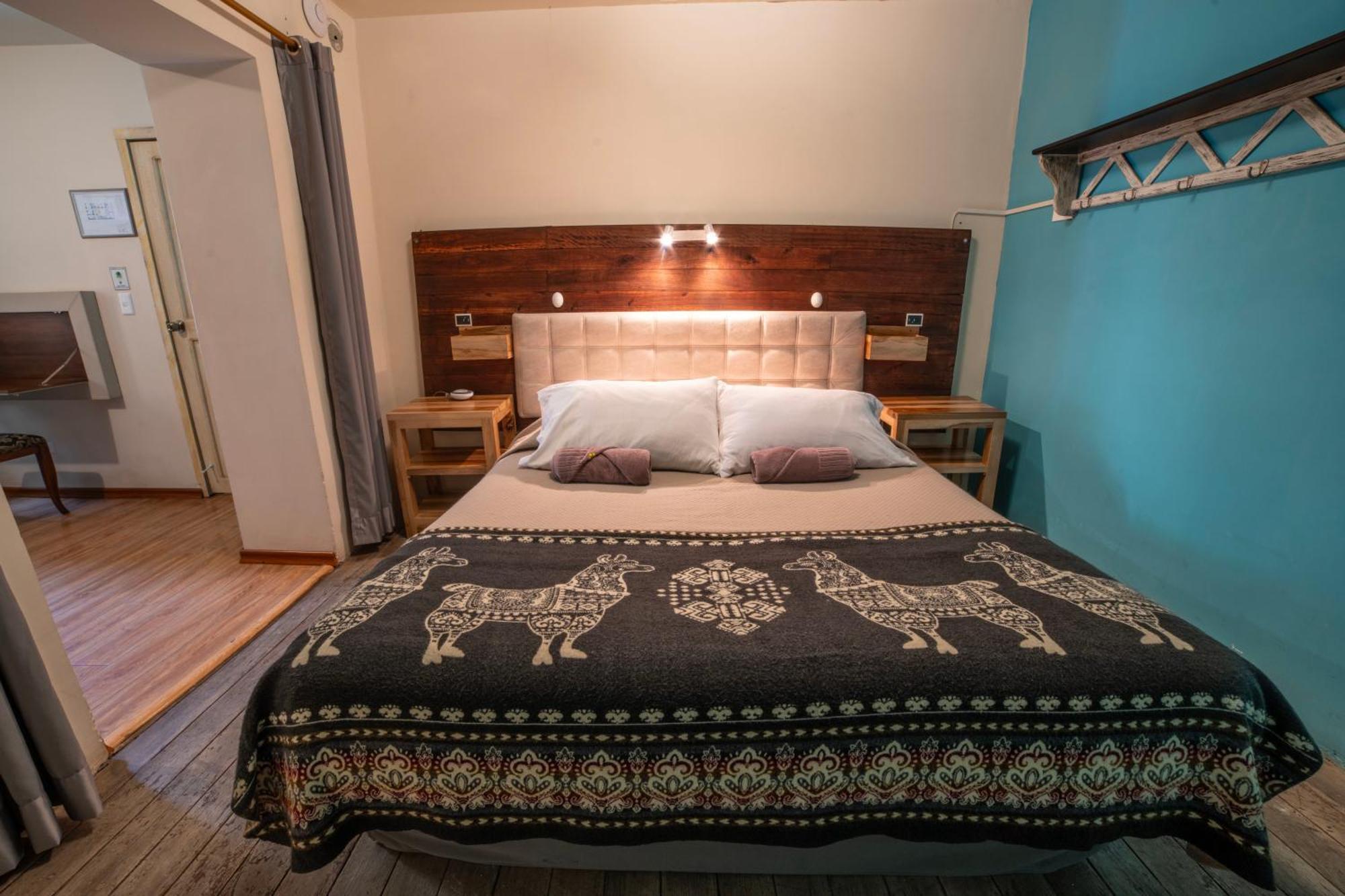 The Secret Garden Hostel กีโต ภายนอก รูปภาพ
