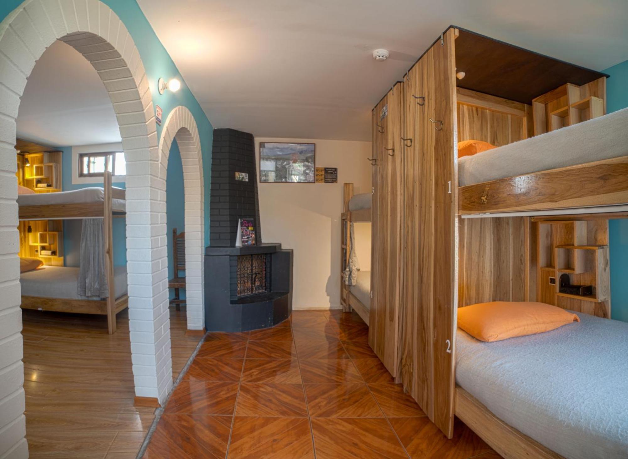 The Secret Garden Hostel กีโต ภายนอก รูปภาพ
