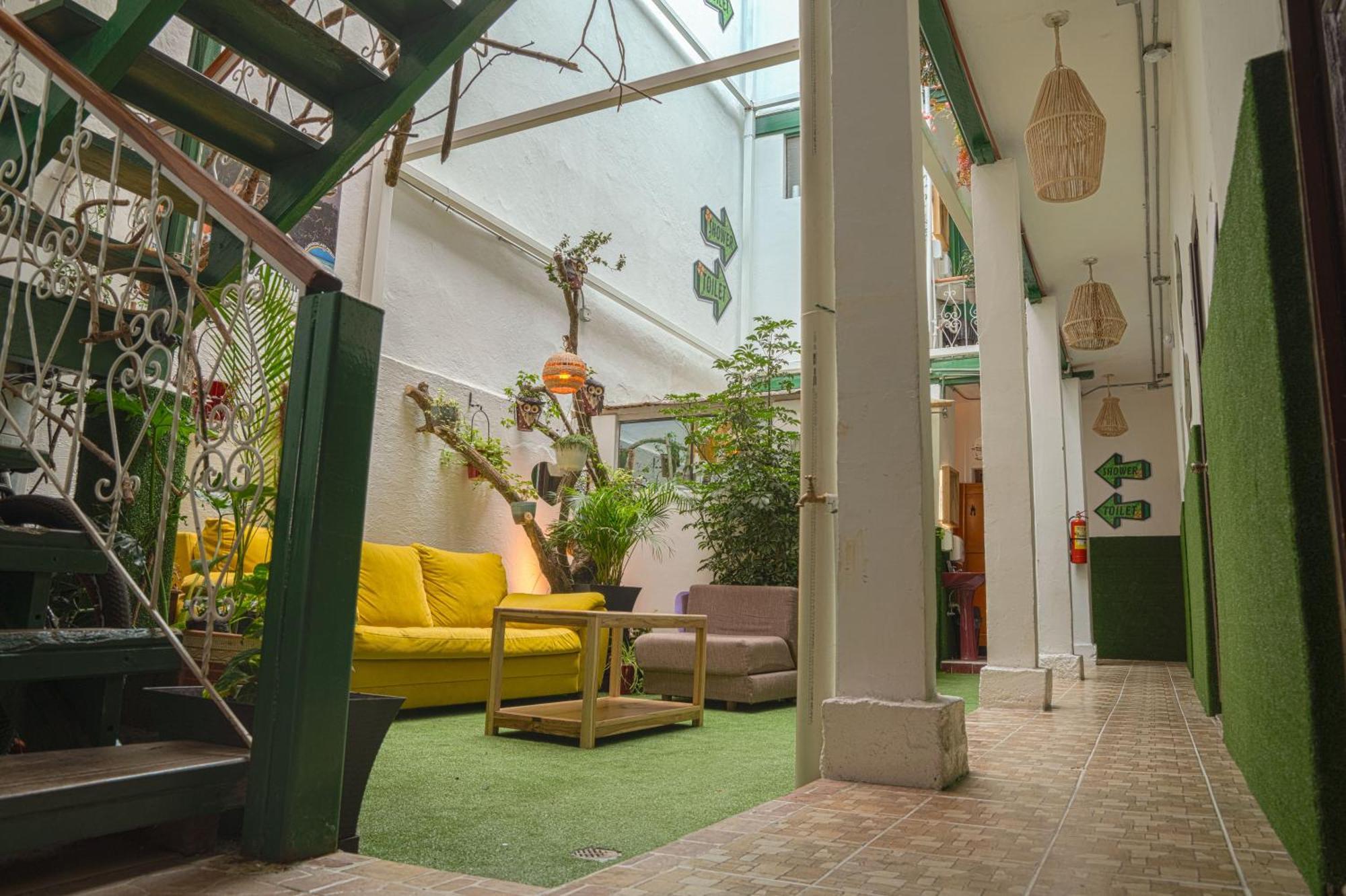 The Secret Garden Hostel กีโต ภายนอก รูปภาพ
