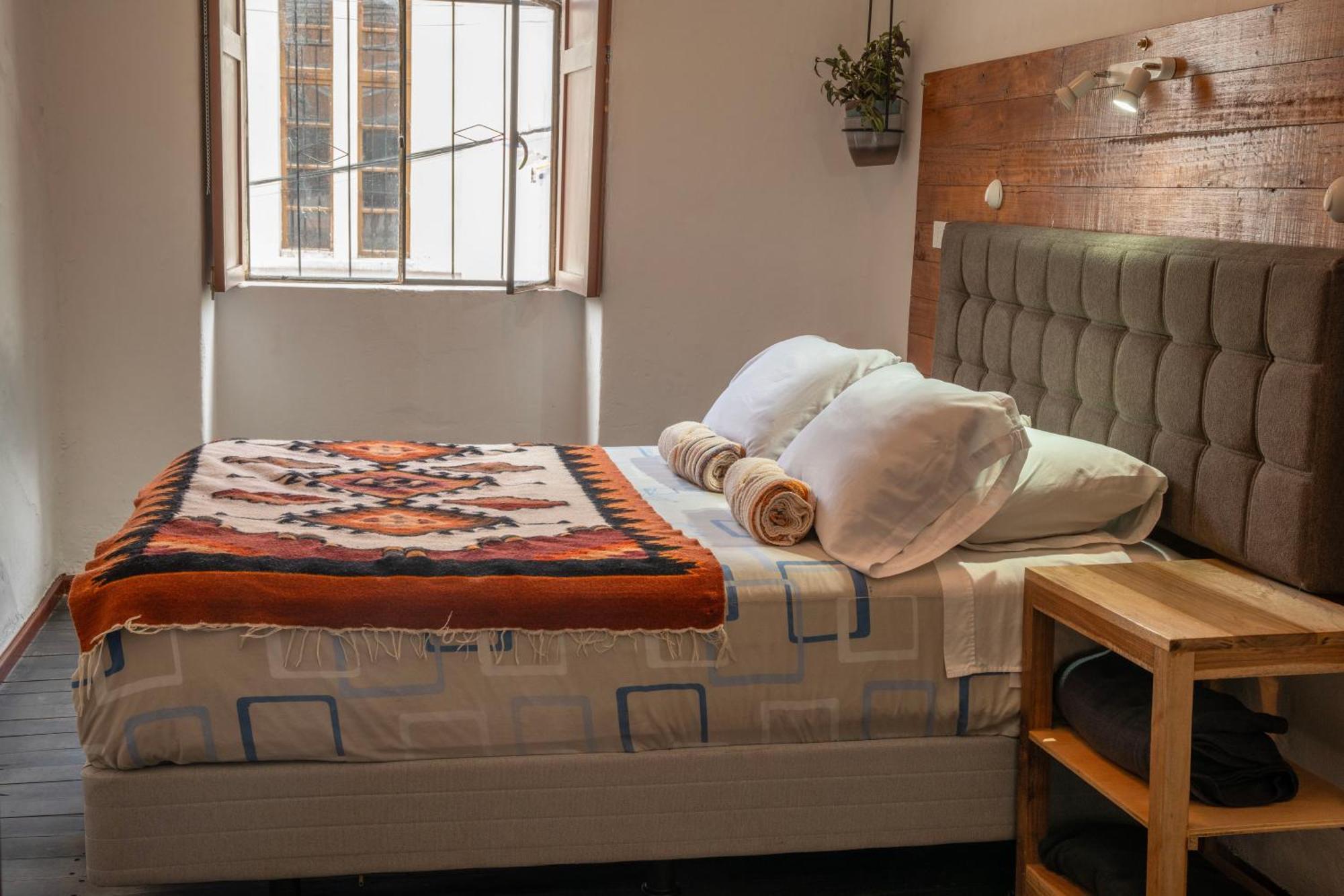 The Secret Garden Hostel กีโต ภายนอก รูปภาพ