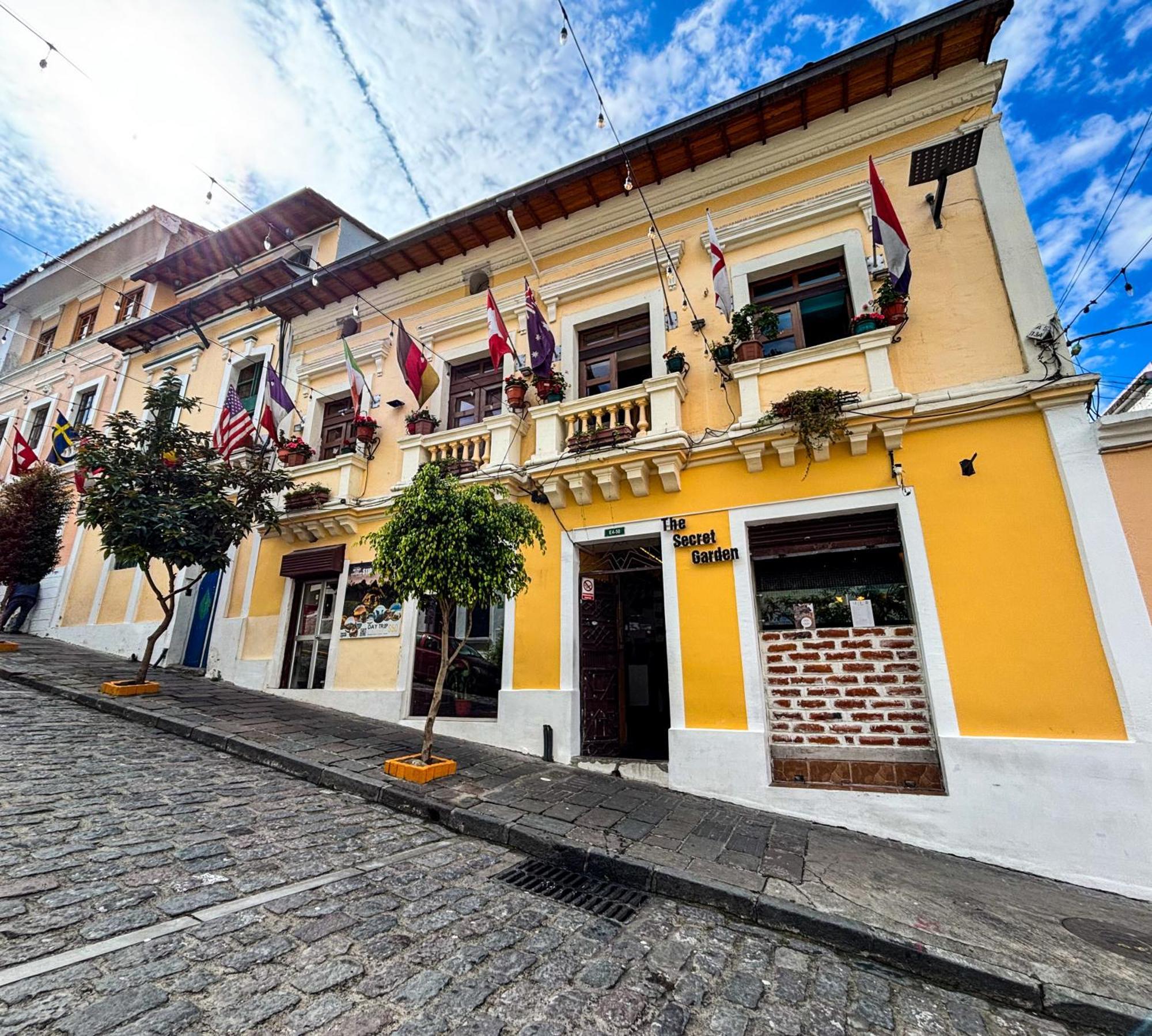 The Secret Garden Hostel กีโต ภายนอก รูปภาพ